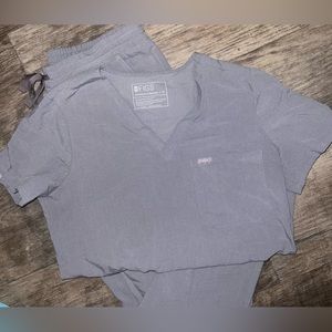 Dark Space Grey Figs